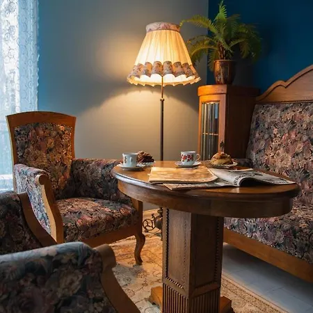 Retro - Charming Rooms, Sauna And Jacuzzi * Veikkola