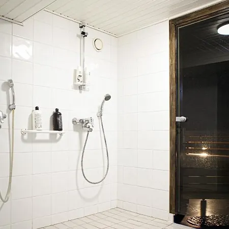 Retro - Charming Rooms, Sauna And Jacuzzi Veikkola