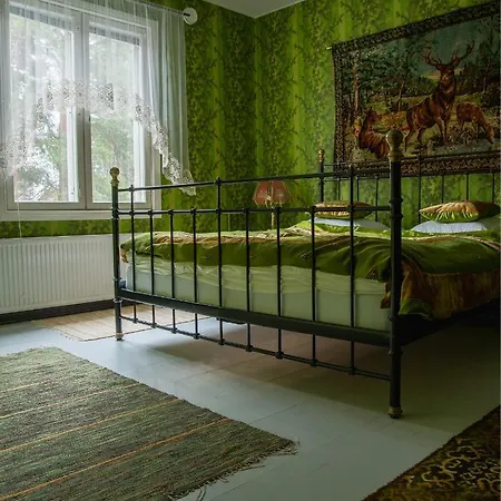 Retro - Charming Rooms, Sauna And Jacuzzi Hotelli *